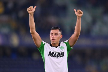 Sassuolo Ucapkan Dirgahayu Indonesia Lewat Jay Idzes dan Kieronn Bowie, Bek Timnas Sapa dengan Bahasa Sunda dan Jawa
