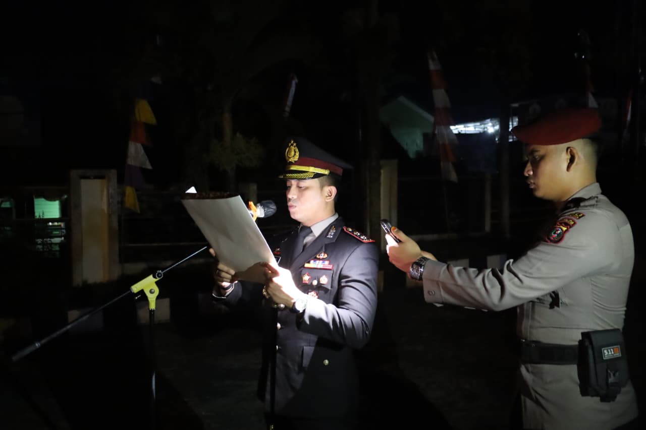 Kapolres Madina Pimpin Apel Kehormatan di Tugu Perintis Kotanopan, Doa dan Tabur Bunga Warnai Puncak Renungan Suci