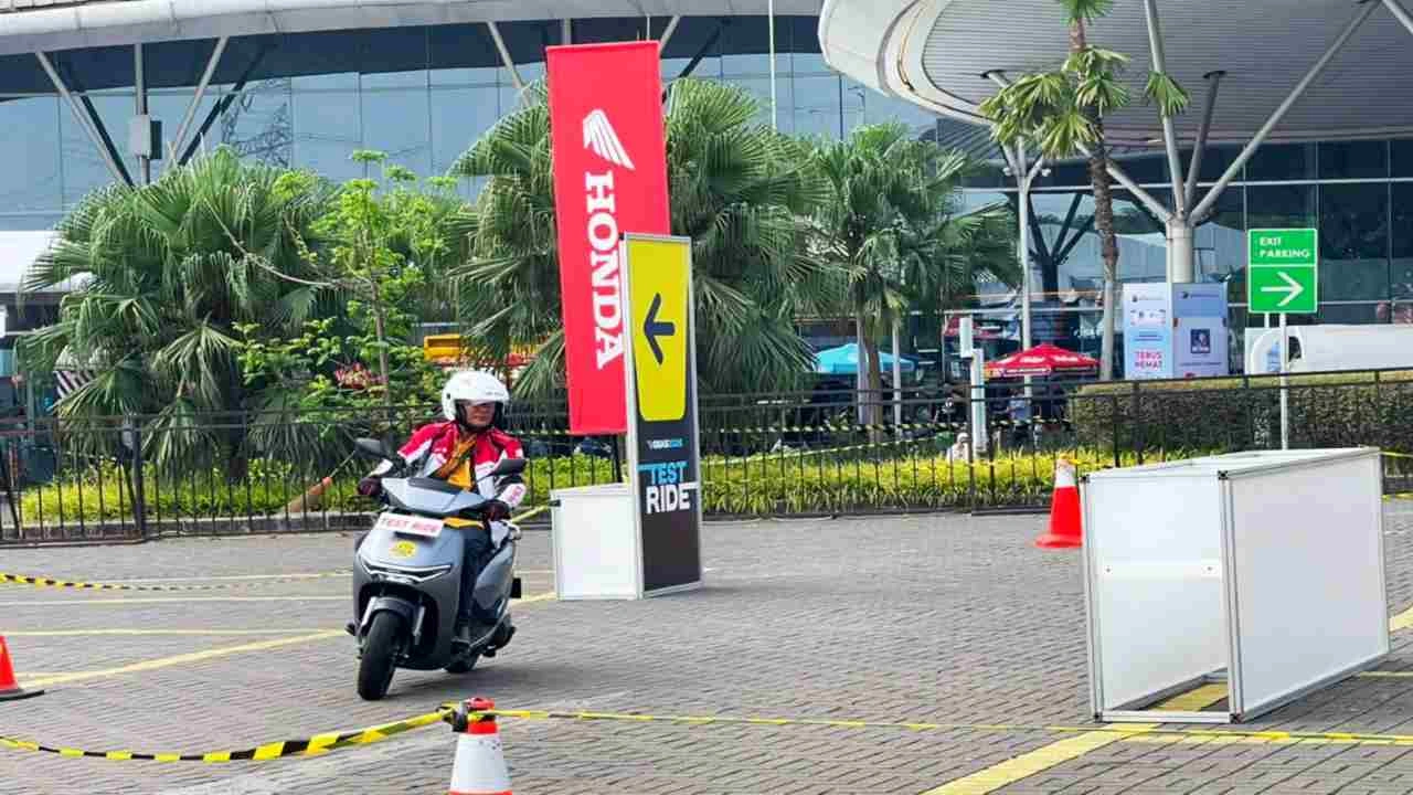 GIIAS 2026: Honda Stylo 160 Jadi Primadona dengan 200 Unit Terjual dari Total 600 Unit