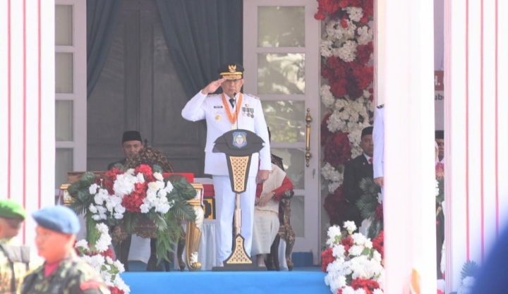 Peringatan HUT ke-81 RI di Gorontalo Dipimpin Gusnar Ismail, 3 Pelajar SMA Jadi Pasukan Pengibar Bendera