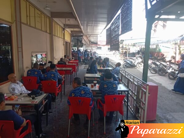 Pejabat Aceh Utara Mangkir dari Upacara HUT ke-81 RI demi Nongkrong di Warkop, Publik Geram