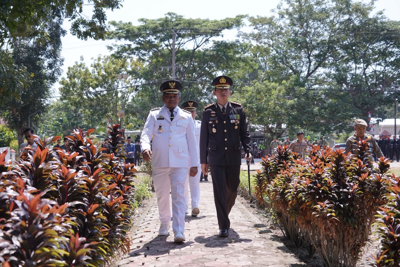 Bupati Luwu Patahudding Pimpin Ziarah Nasional di Taman Makam Pahlawan, Ajak Warga Isi Kemerdekaan dengan Kerja Nyata