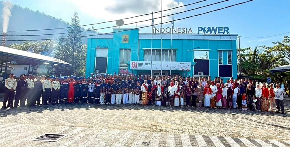 Semangat Kemerdekaan Warnai Upacara HUT ke-81 RI di PLN Indonesia Power UBP Holtekamp, Pegawai Kenakan Batik dan Pakaian Adat