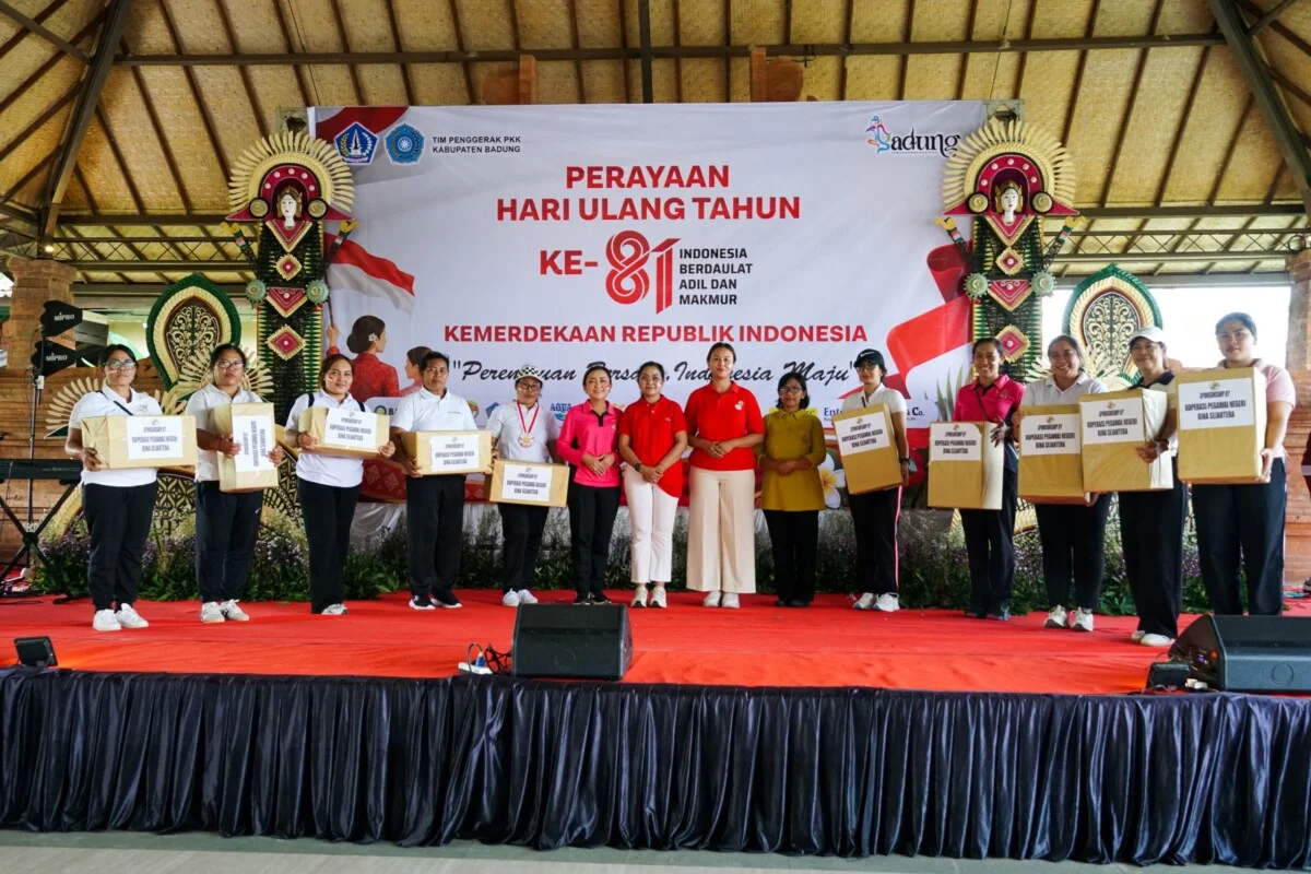 Lomba Organisasi Wanita Badung di Petang Resmi Dibuka, 15 Paket Sembako Diserahkan ke Veteran Hingga Bantuan Gizi untuk Ibu Hamil
