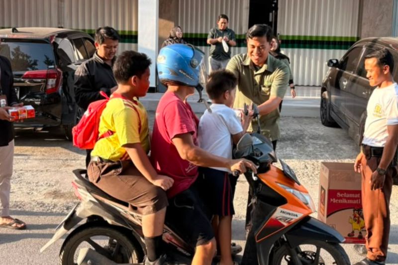 Pegadaian Area Tarakan Bagikan Ratusan Makan Siap Saji Tiap Jumat, Libatkan UMKM Lokal di Bulan Agustus 2026