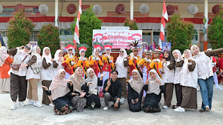 SDN 16 Baringin Tampil dengan Marching Band di Pawai HUT ke-81 RI Tanah Datar