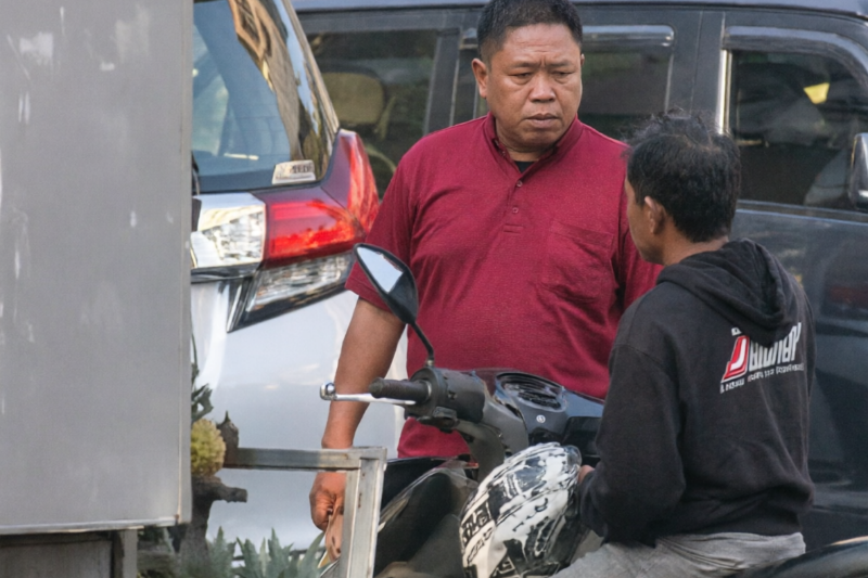 Toyota Alphard dan Insiden Bata Merah di Bintaro: Ketika Status Sosial Tak Sejalan dengan Kedewasaan Berkendara