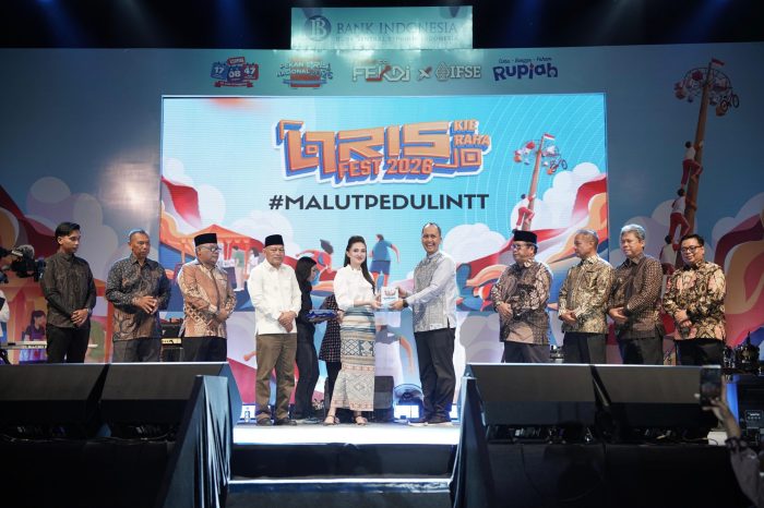 Ribuan Warga Padati Alun-Alun Sofifi di QRIS Kie Raha Fest, Gubernur Sherly Ajak Solidaritas untuk Korban Gempa NTT