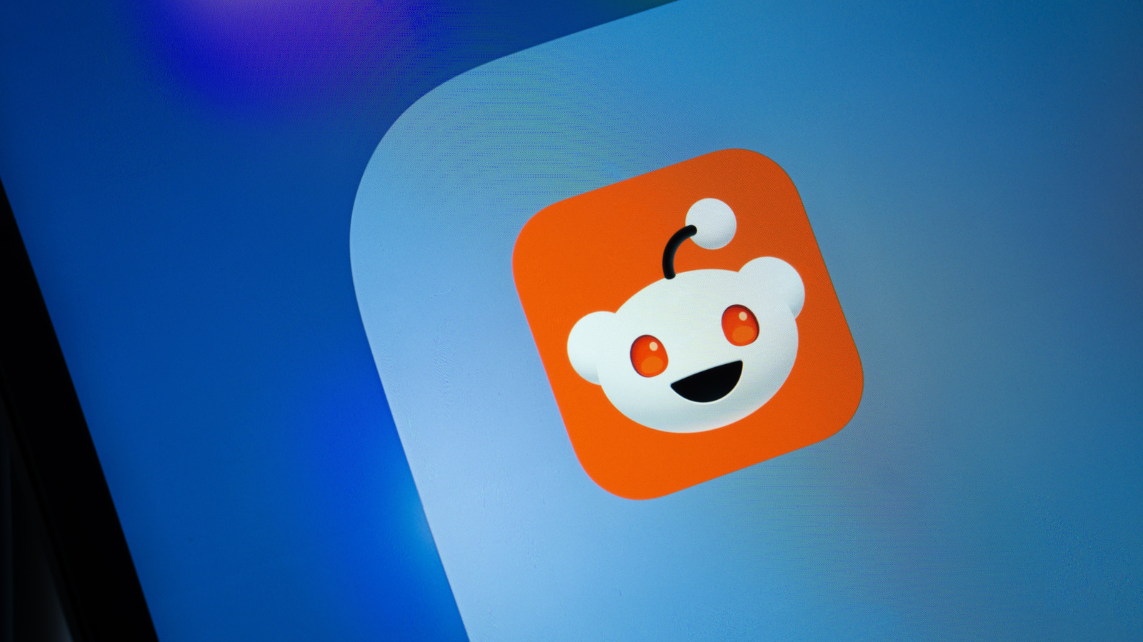 Reddit Mulai Uji Coba Putar Ulang Postingan dalam Format Video dan Audio