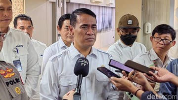 Mentan Amran Copot 14 Pejabat Kementan yang Terindikasi Korupsi, Salah Satunya Keluarga Dekat Sendiri