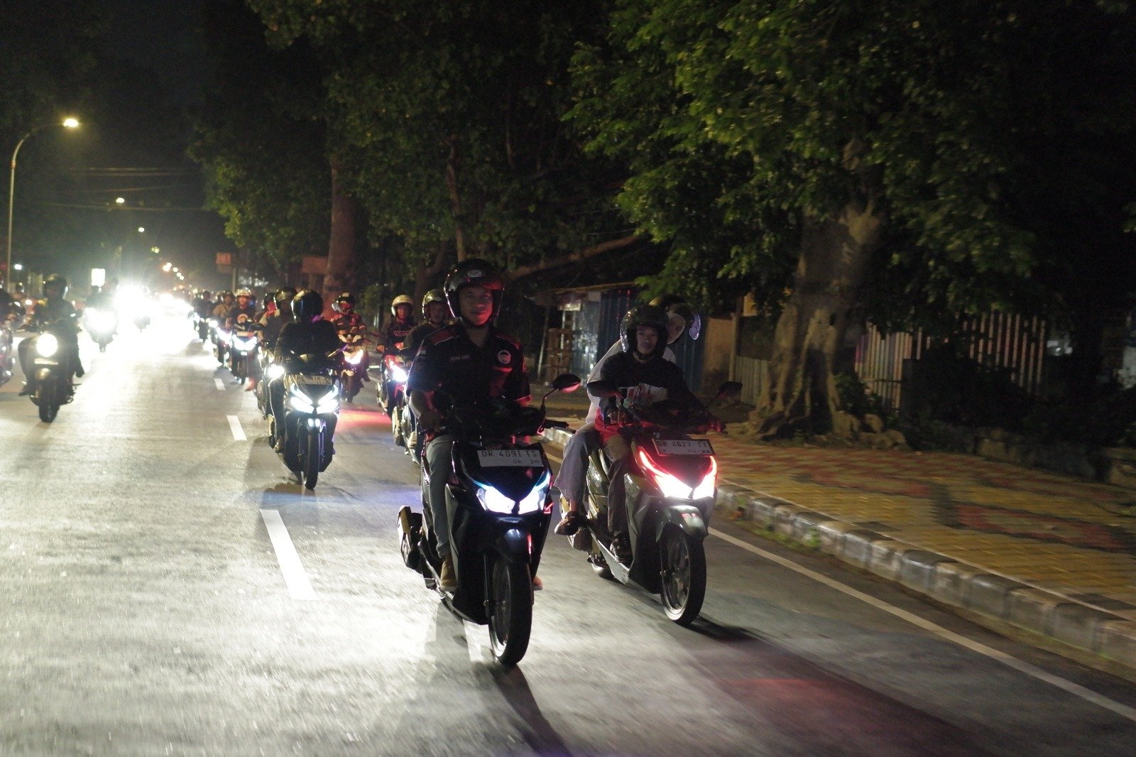 Jangan Asal Ikuti Gerakan Motor di Depan, Astra Motor NTB Ingatkan Bahaya Mengintai di Jalanan Mataram