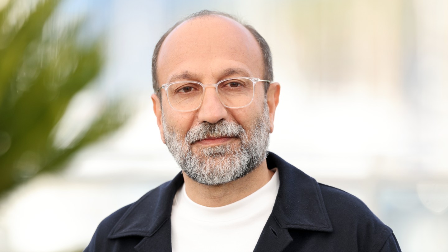 Asghar Farhadi Terima Penghargaan Heart of Sarajevo, Tegaskan Sinema Tak Mati di Tengah Perang