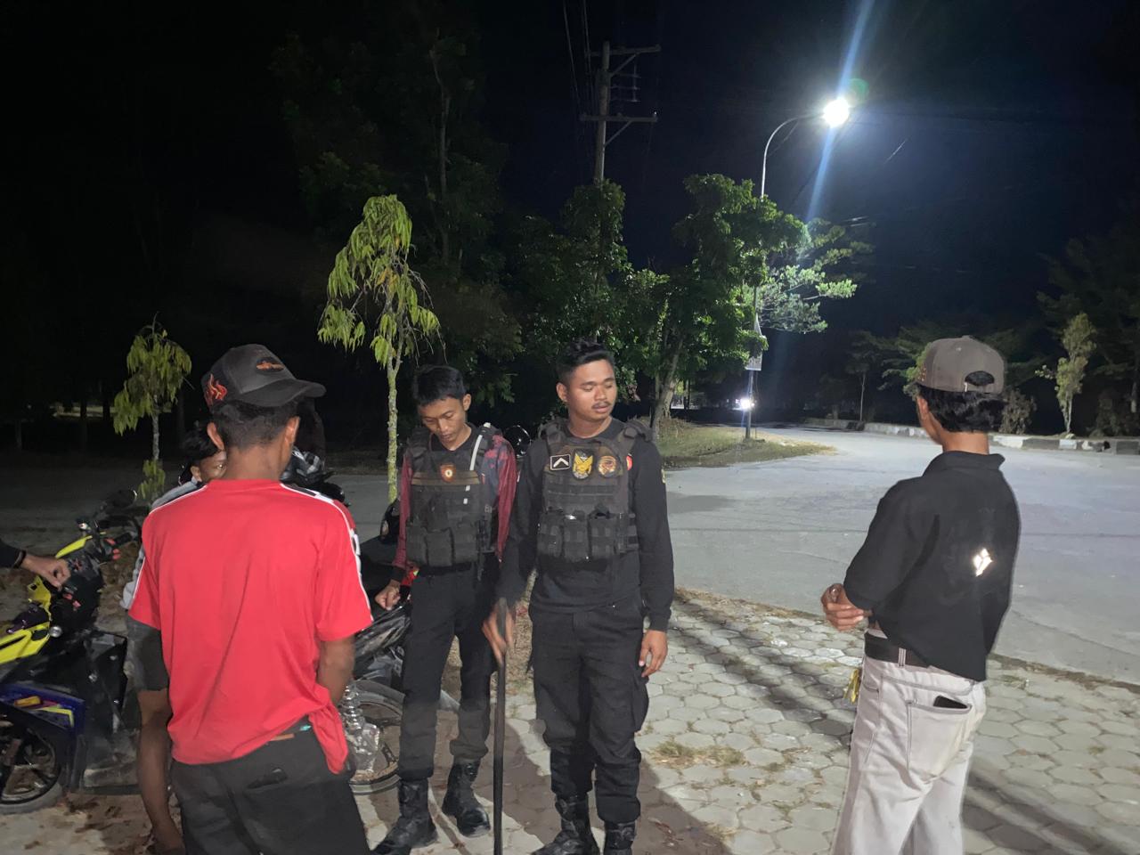 Patmor Polres Mamuju Tengah Sisir Topoyo hingga Perkantoran Pemda, Petugas Dialogis dengan Warga soal Curanmor dan Balap Liar