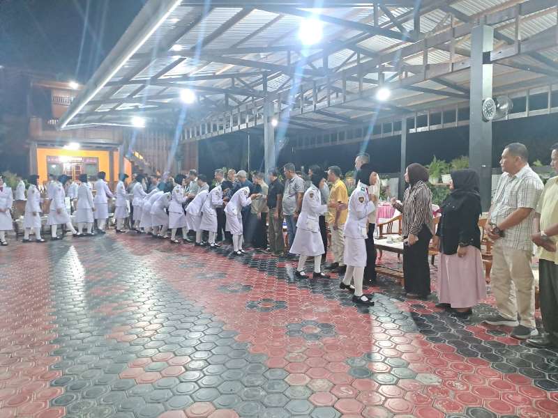 Kapolres Touna Beri Apresiasi ke Paskibraka di Malam Ramah Tamah Penutupan HUT ke-81 RI