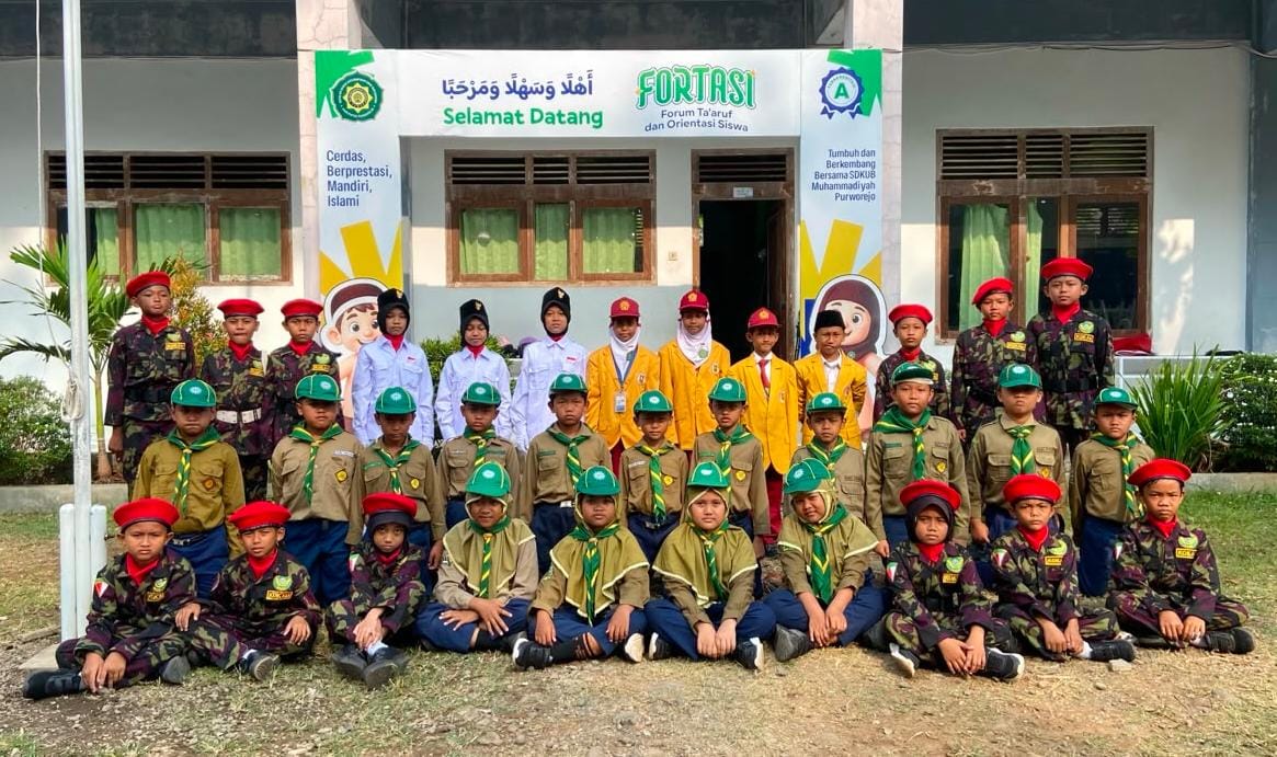 Upacara HUT ke-81 RI di SDKUB Muhammadiyah Purworejo Libatkan HW, KOKAM, dan IPM Kids sebagai Petugas