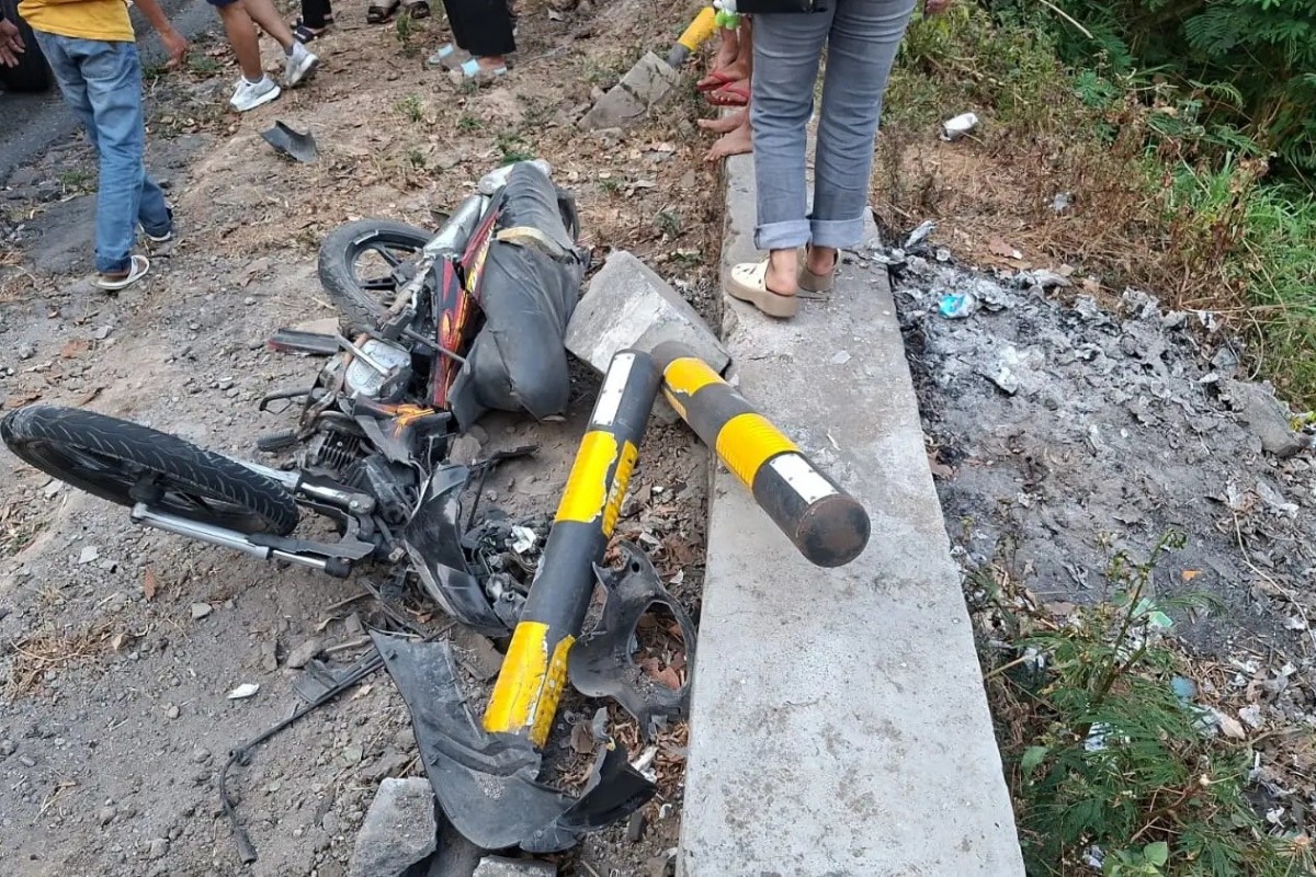 Pikap L300 vs Yamaha Jupiter di Magetan: Jurang 25 Meter, Satu Pelajar Luka, Lima Penumpang Selamat