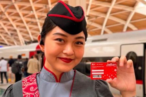 HUT Ke-81 RI, KCIC Rilis Kartu Langganan Whoosh Edisi Merah Putih dengan 10 Kali Perjalanan Premium Economy