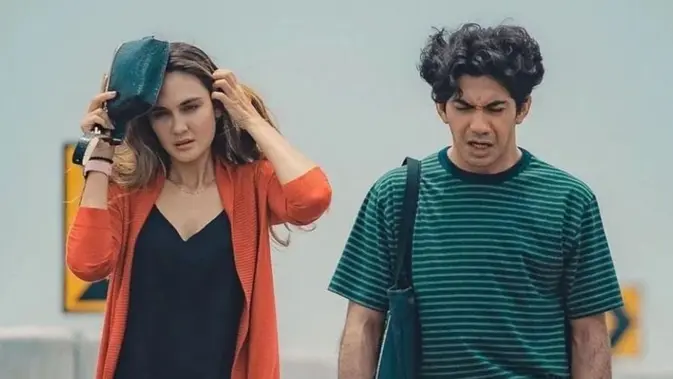 Film Mendarat Darurat Tayang di Vidio, Reza Rahadian Terjebak Kebohongan Perselingkuhan