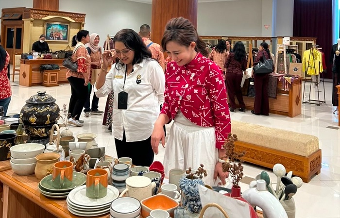 Dekranasda Kota Semarang Studi Banding ke Badung, Intip Dapur Perajin Ni Luh Djelantik untuk Naikkan Kelas UMKM