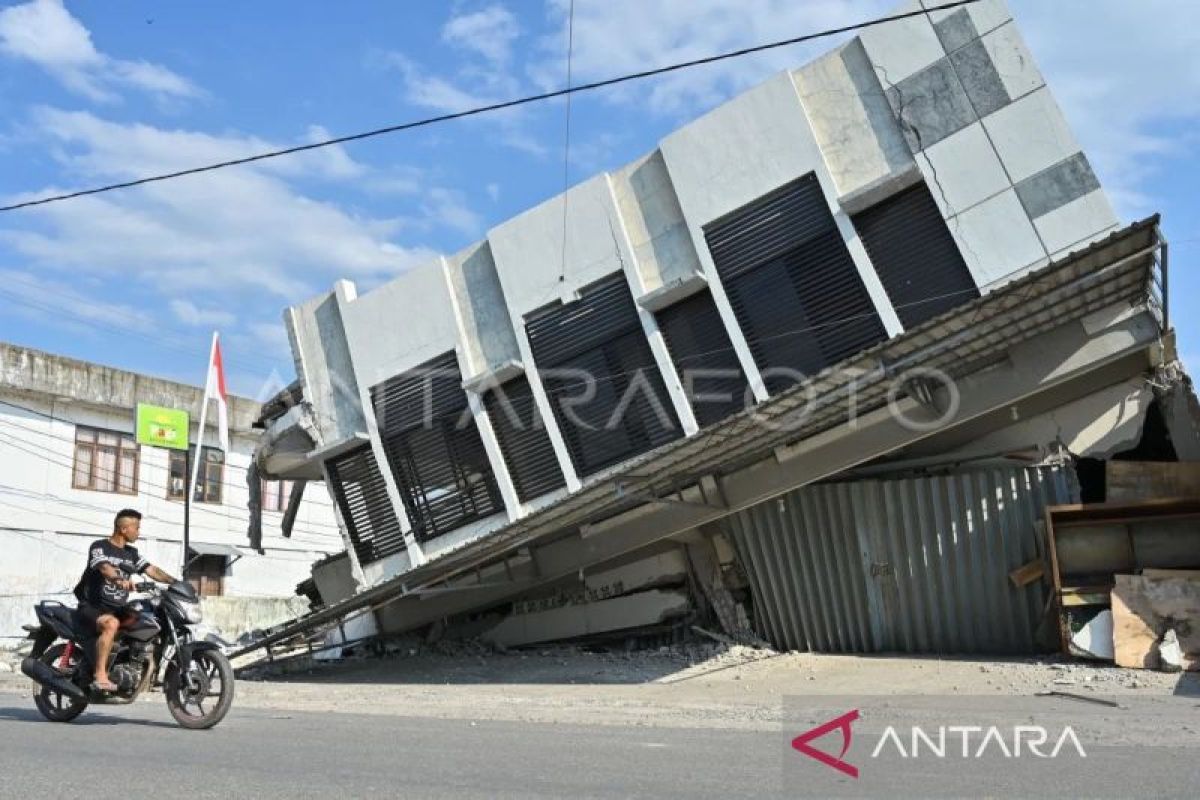 Gempa Mbay NTT Rusak 7.968 Rumah dan 744 Fasilitas Umum, Data Terus Bertambah