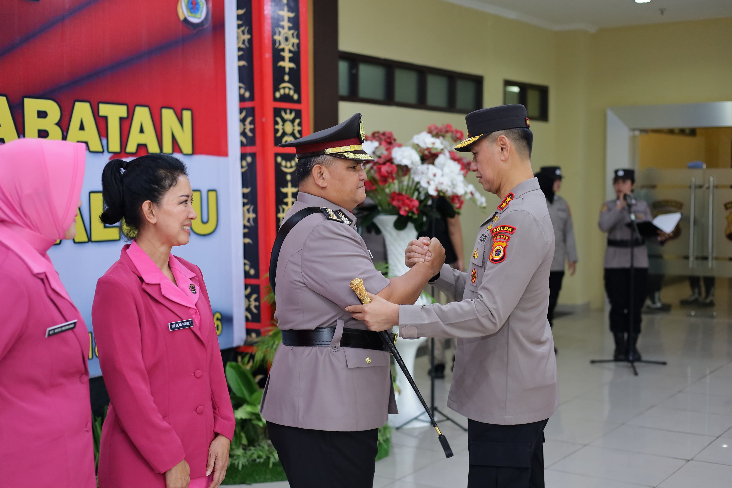 Kapolda Maluku Lantik Kombes Monang Simajuntak sebagai Karo Ops, Gantikan Kombes Ronald Rumondor