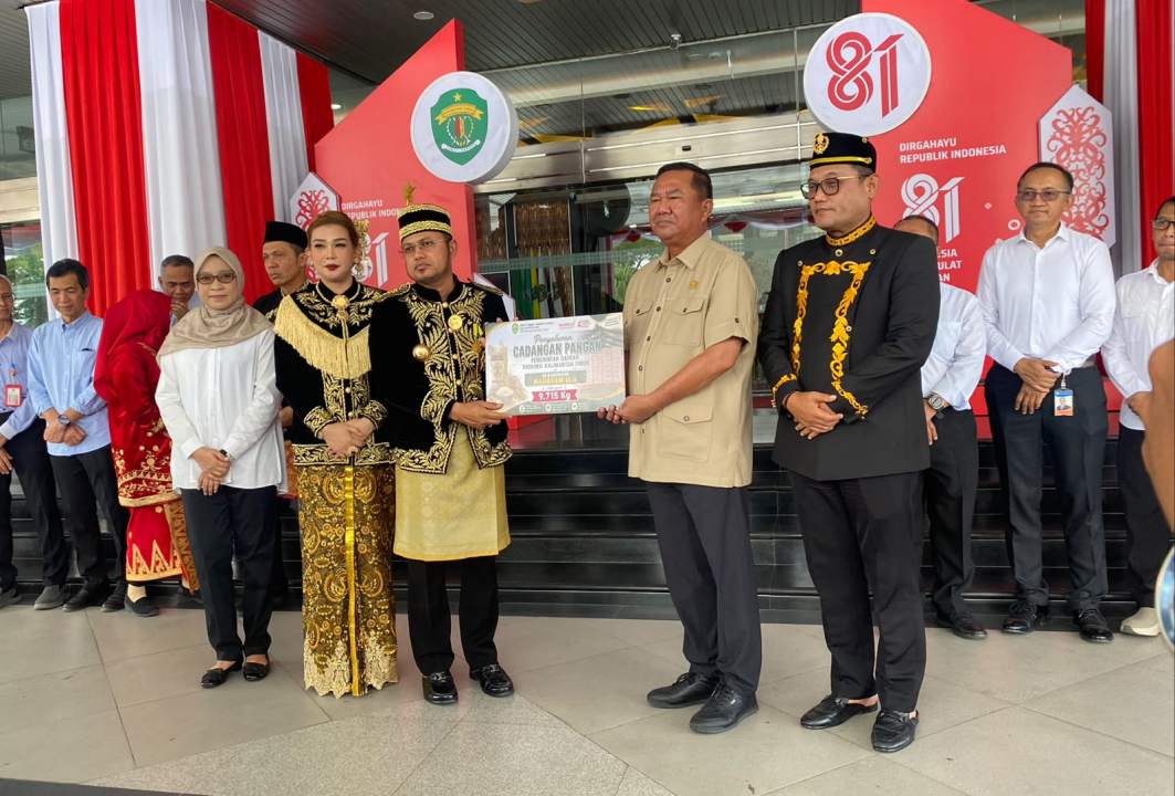 Pemprov Kaltim Kirim 9,7 Ton Beras dan 920 Tabung LPG ke Mahakam Ulu, Antisipasi Dampak Kekeringan Sungai Mahakam