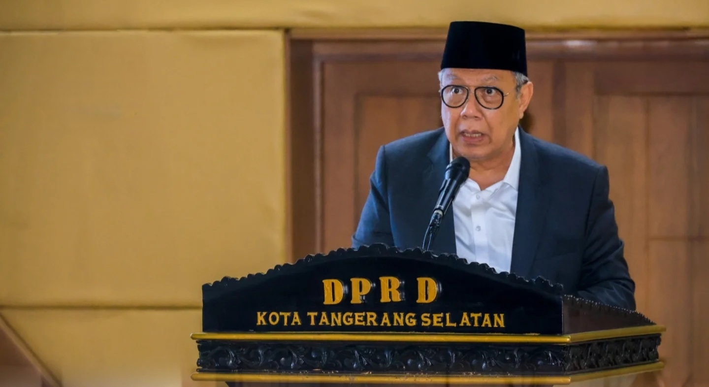 Raperda Jaminan Sosial Ketenagakerjaan Dibahas DPRD Tangsel, Wali Kota Benyamin Davnie Hadir di Rapat Paripurna