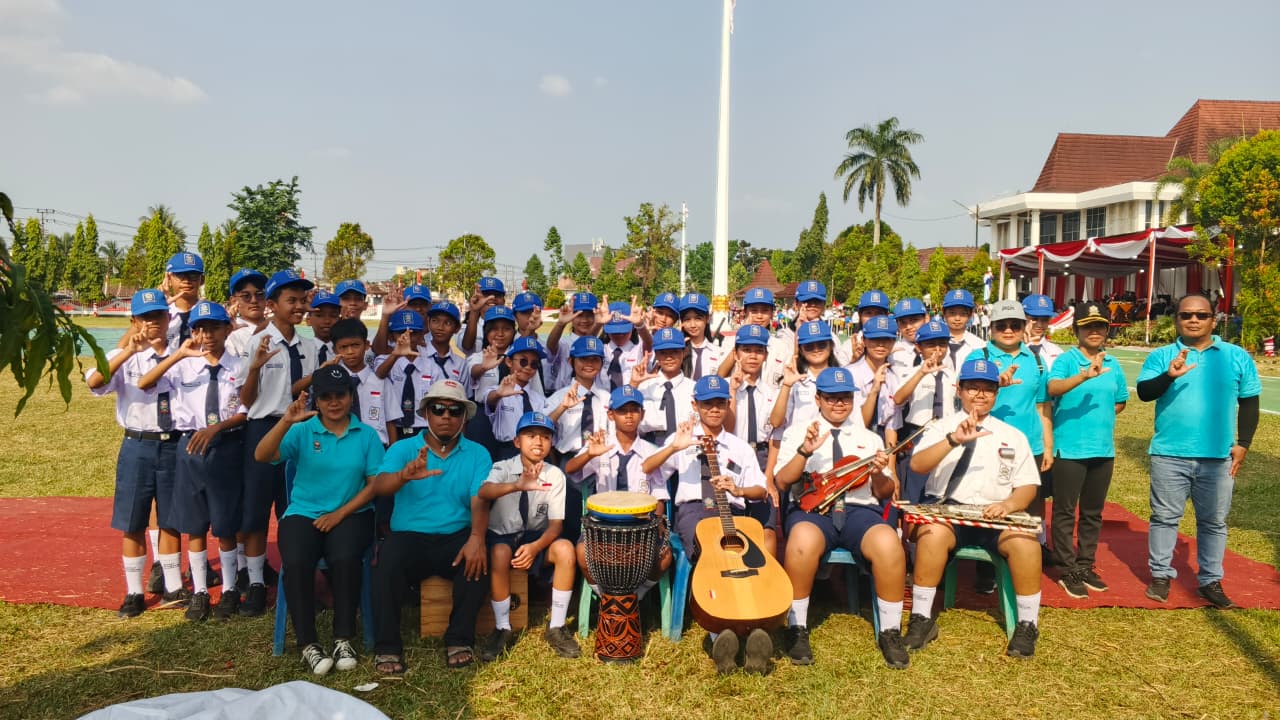Padus SMP Xaverius Lubuk Linggau Tampil di Aubade HUT ke-81 RI, Bawakan Medley Lagu Nusantara