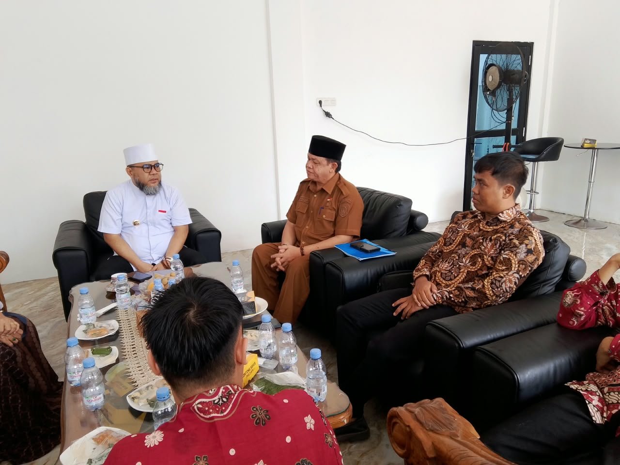 Gubernur Bengkulu Helmi Hasan Undang Kembali Band Disabilitas Panti Amal Mulia Sarapan Bareng, Beri Beasiswa S2 dan Smartphone