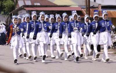SMP Negeri 1 Ampibabo Tembus Juara II Gerak Jalan HUT ke-81 di Parigi Moutong, Satu-satunya Wakil dari Luar Eks Parigi
