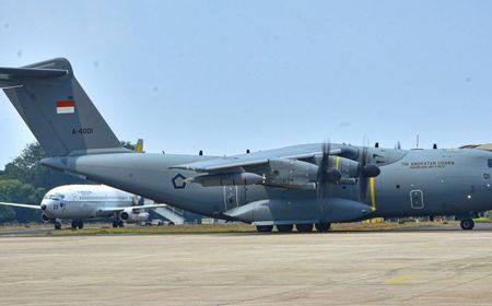 TNI AU Kerahkan Enam Pesawat Angkut Bertingkat ke NTT, Total Bantuan Capai 67 Ton Lebih