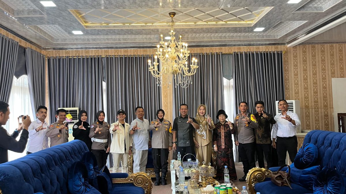 Sinergi DPRD dan Polres Lampung Utara Diperkuat, Kapolres AKBP Raswidiati Silaturahmi ke Rumah Dinas Ketua DPRD
