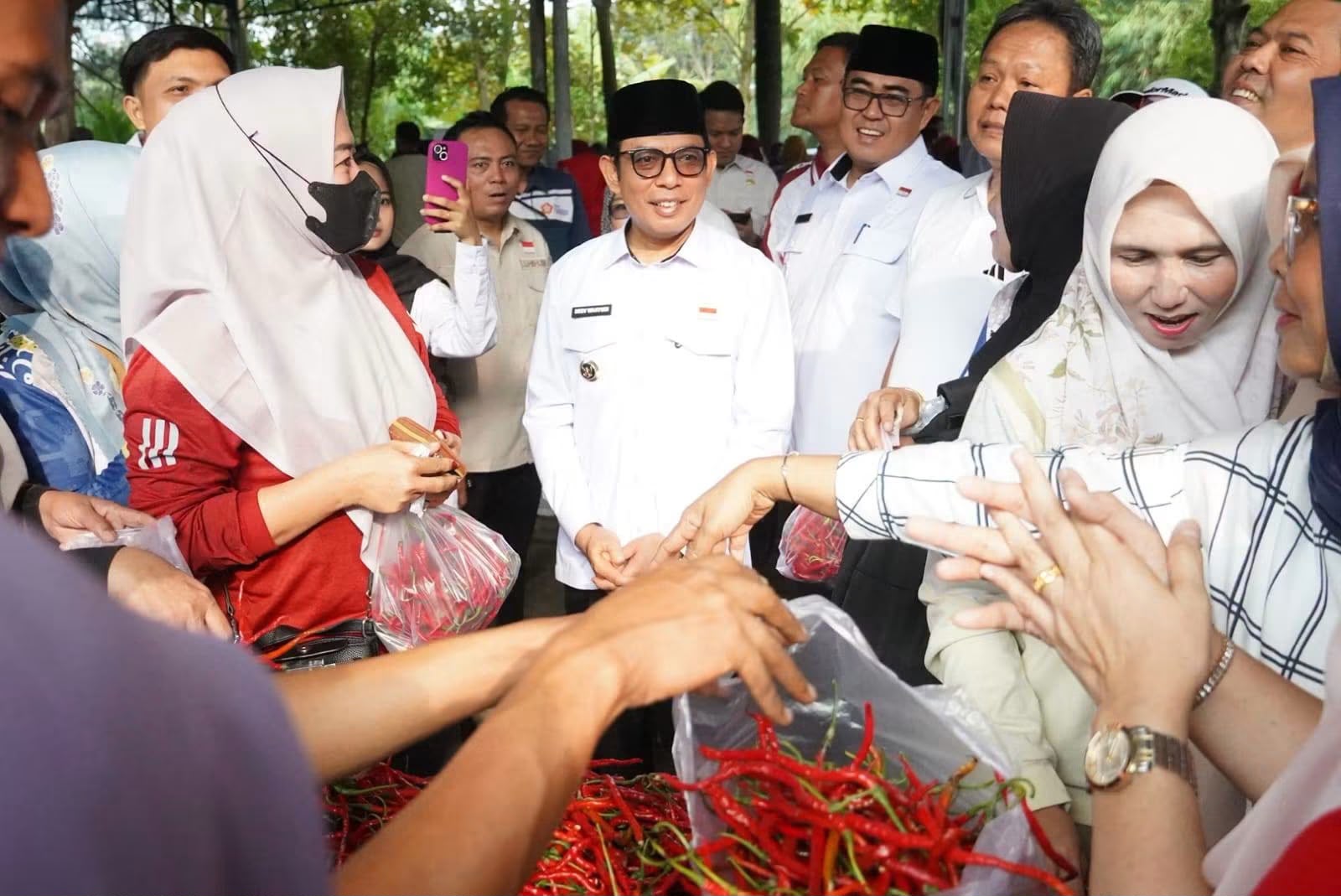 Bazar Pangan Murah Pemkot Bengkulu Serbu Warga, Cabai Rp 34 Ribu dan Daging Lebih Murah dari Pasaran