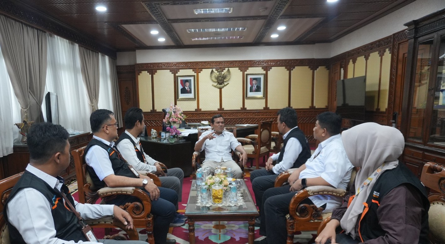 Wagub Aceh Dek Fadh Jadi Responden Pertama Sensus Ekonomi 2026 di Banda Aceh, Ajak Warga Jujur Soal Data Usaha