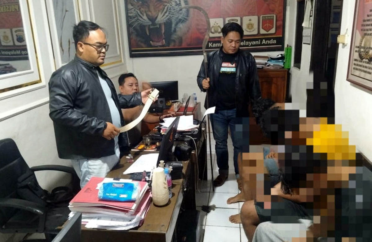 Polisi Batang Gagalkan Tawuran Remaja di Bandar, Tujuh Anak Bawah Umur Diamankan Beserta Celurit dan Sabit