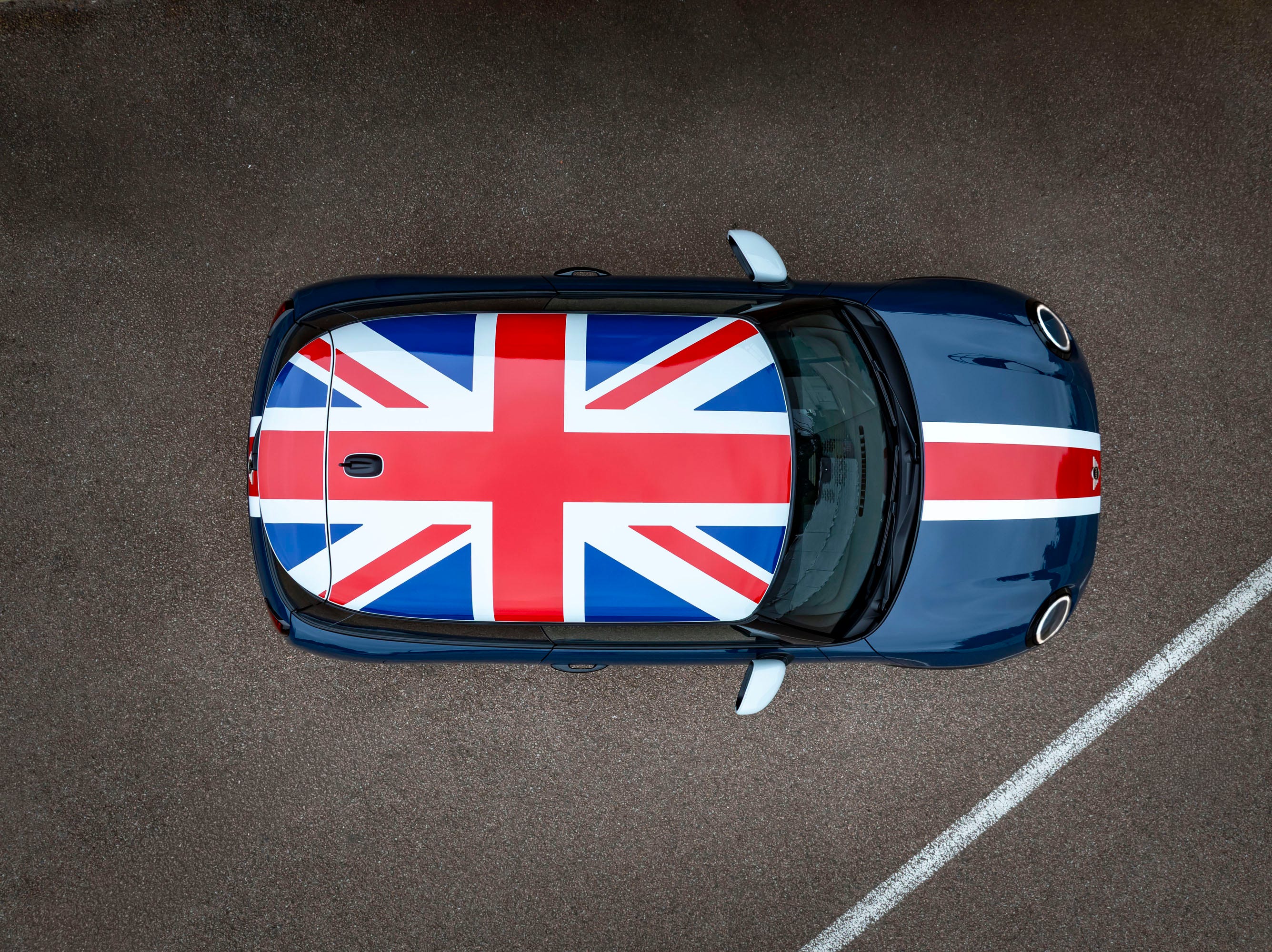 Mini Cooper EV Generasi Baru Dilaporkan Pindah ke Penggerak Roda Belakang, Siapkan Tenaga Lebih Besar
