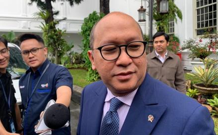 Target Investasi 2027 Naik 13,8% ke Rp2.322 Triliun, Pemerintah Andalkan OSS Berbasis AI dan Program KLIK