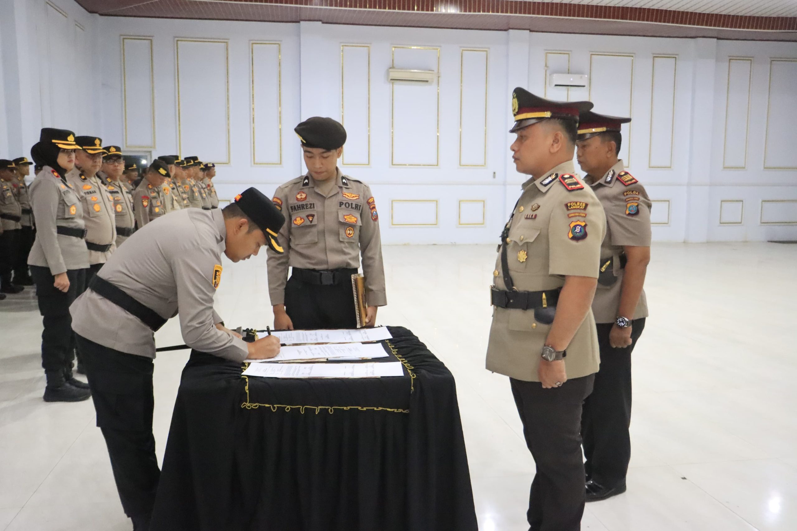 Kapolres Langkat Rotasi 8 Pejabat: Kabag SDM, Kasat Lantas, dan Enam Kapolsek Diganti