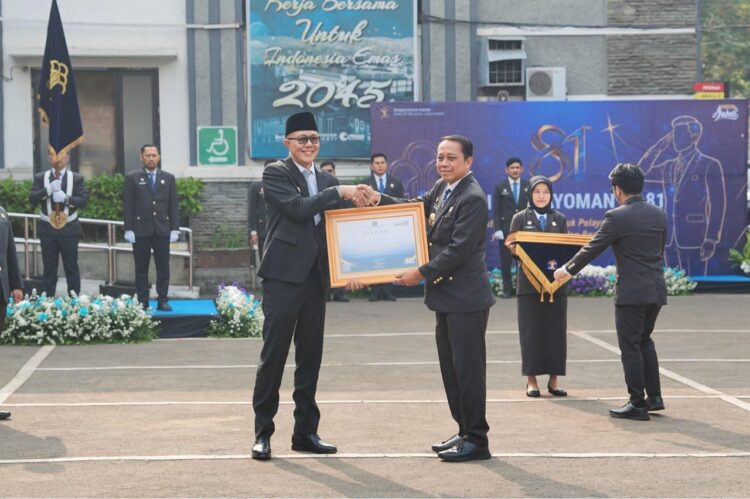 Pemkot Sukabumi Raih Penghargaan Harmonisasi Perda dan Perwal dari Kemenkum Jabar, Wali Kota: Ini Kerja Kolektif