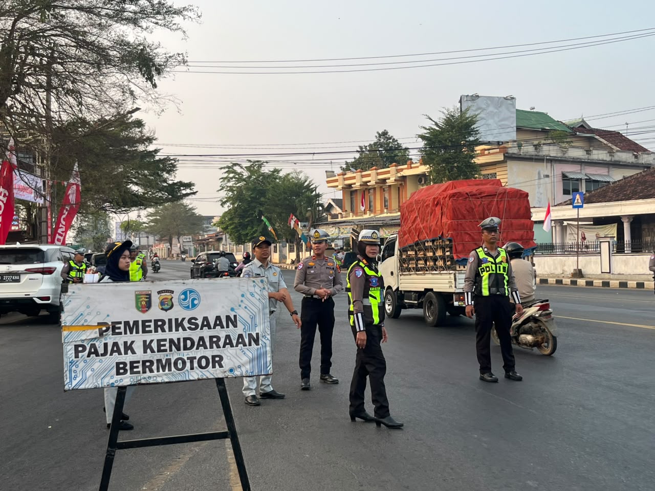 Polres Lampung Utara Gelar Razia Gabungan di Tugu Payan Mas, 4 Motor Diamankan karena Pajak Mati
