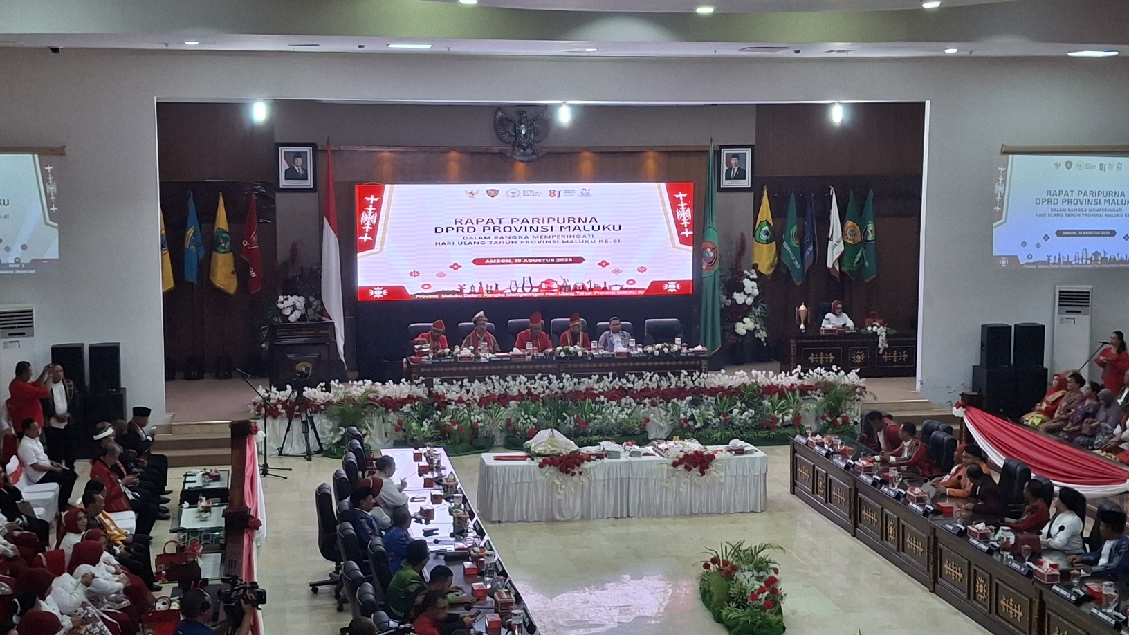 HUT Ke-81 Maluku, Ketua DPRD Benhur Watubun Ajak Warga Bergandengan Tangan dan Renungkan Pengabdian