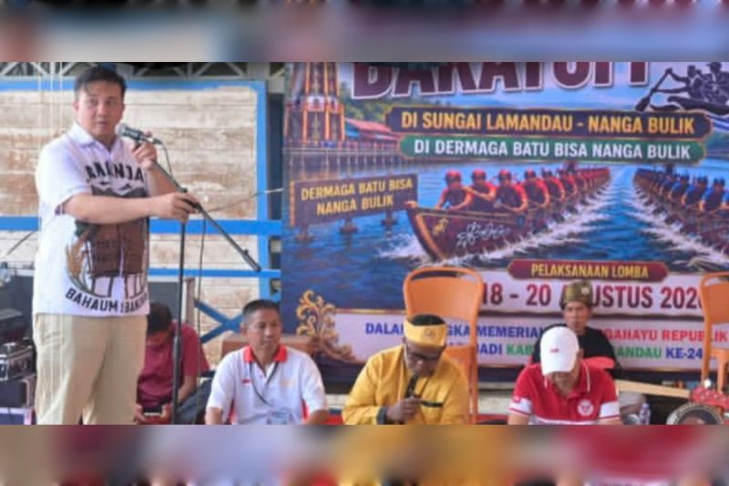 Bupati Lamandau Rizky Aditya Putra Buka Lomba Bakayuh di Dermaga Batu Bisa, 19 Peserta Adu Cepat di Sungai Lamandau