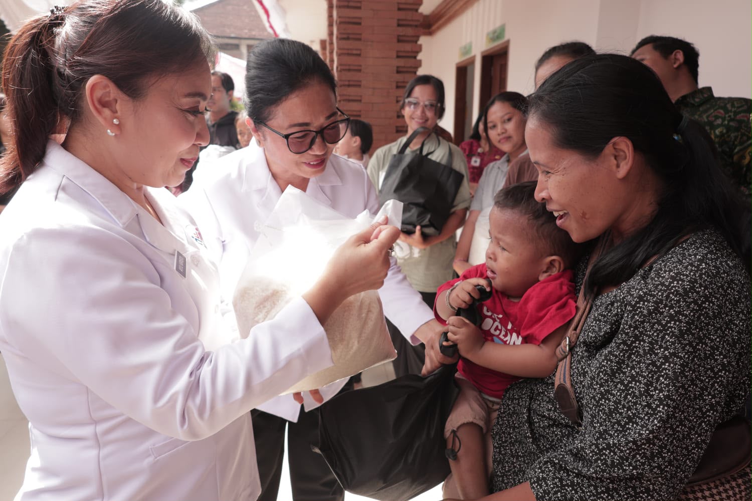 Pemkot Denpasar Luncurkan Dapur Abhipraya untuk Tekan Stunting, 8 Anak Terima Bantuan GENTING