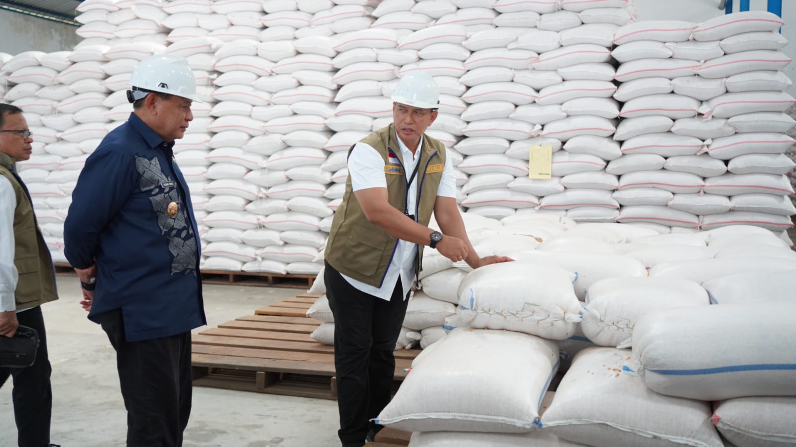 Bulog Gorontalo Segera Salurkan Beras Bantuan Presiden Prabowo untuk 3 Bulan, 12.000 Ton Disiapkan Tekan Inflasi