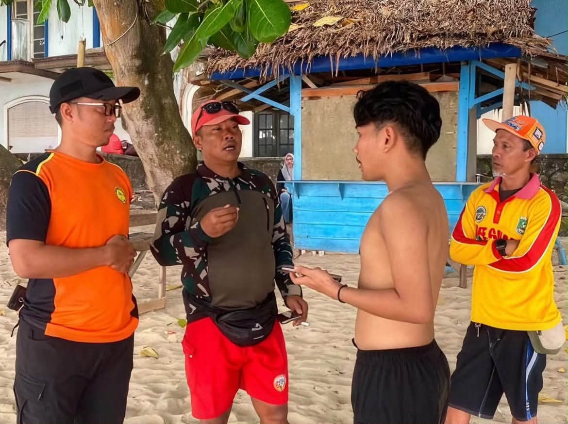 Wisatawan Asal Kabupaten Tangerang Hilang Terseret Arus di Pantai Lippo Carita, Tim SAR Sisir Kawasan Pantai Pandan