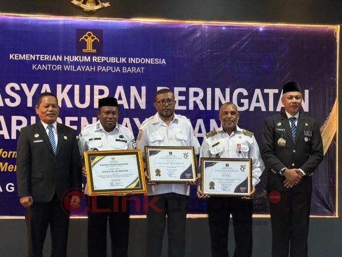 Penghargaan Kemenkum Papua Barat untuk Pemkab Bintuni: Pelayanan Hukum yang Mengayomi di Tengah Tantangan Wilayah