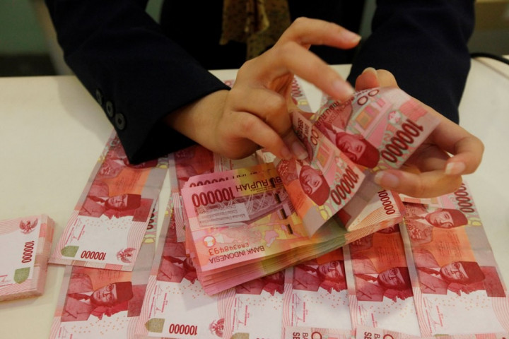 Rupiah Tertekan Dolar AS, Won, dan Yen di Pembukaan Rabu Pagi, Ringgit Justru Menguat
