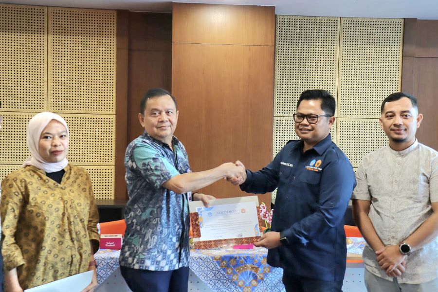 Lab MIPA FKIP UNJA Dorong Transformasi Jadi Smart Laboratory Lewat Workshop AI dan Robotika