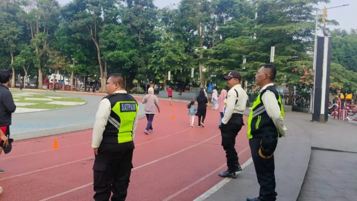 DPUTR Kota Sukabumi Siagakan 15 Satpam 3 Shift di Lapang Merdeka, Larang PKL Berjualan di Dalam Area