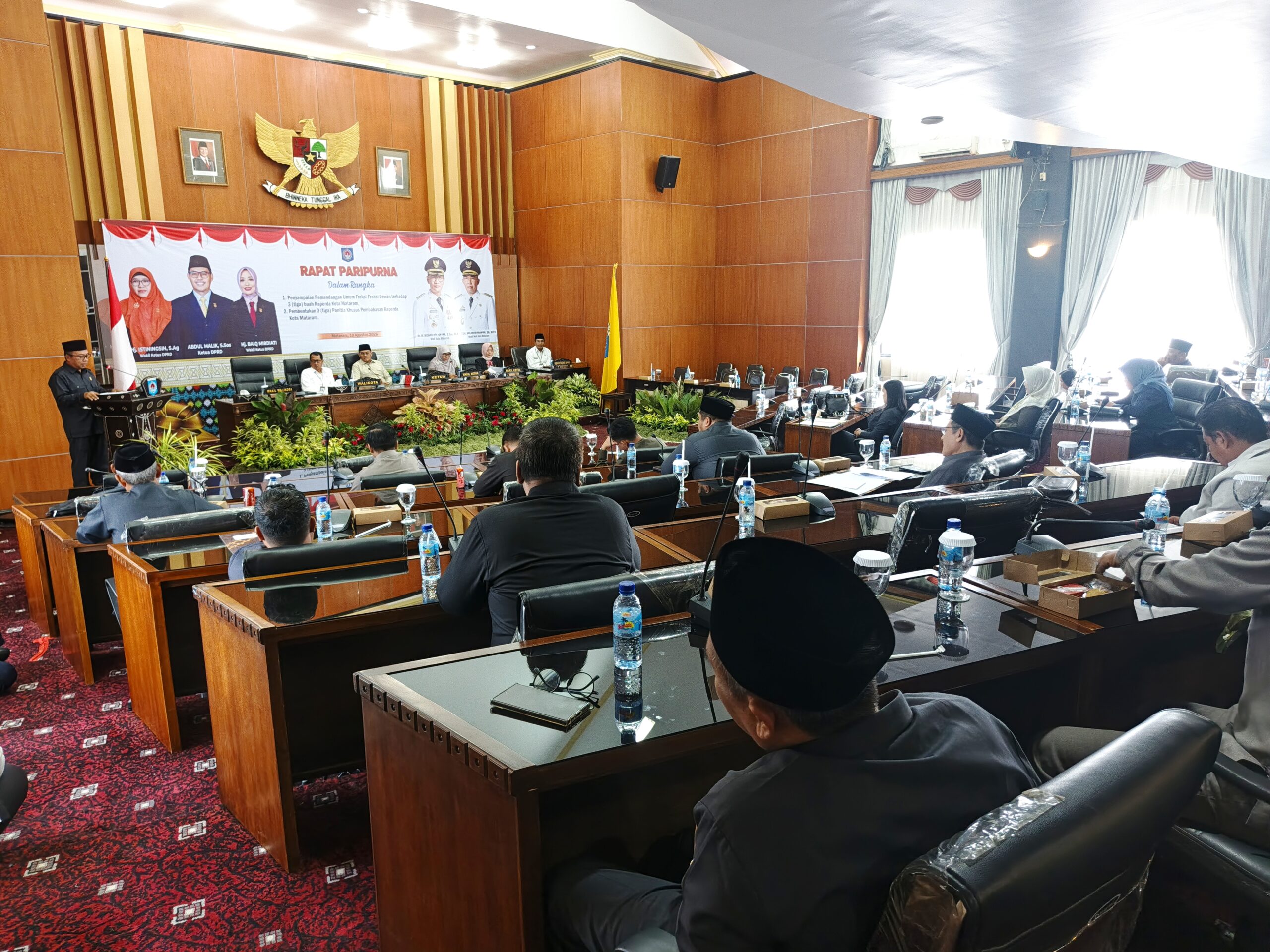 DPRD Mataram Sepakat Lanjutkan Tiga Raperda, Fraksi Sorot Penguatan Bale Mediasi hingga BPBD Tipe A